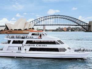 Australia Day Lunch Cruise - Sydney 4u